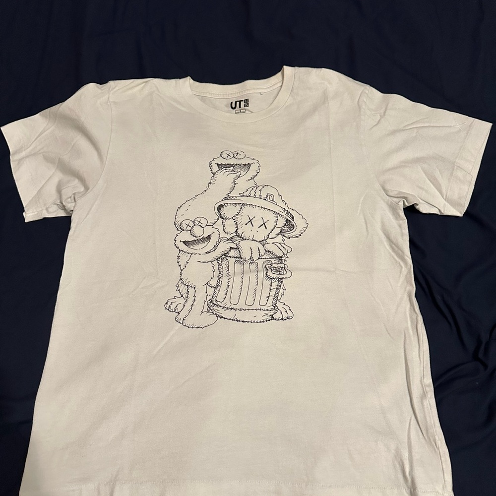 Uniqlo x KAWS White Short Sleeve Tee